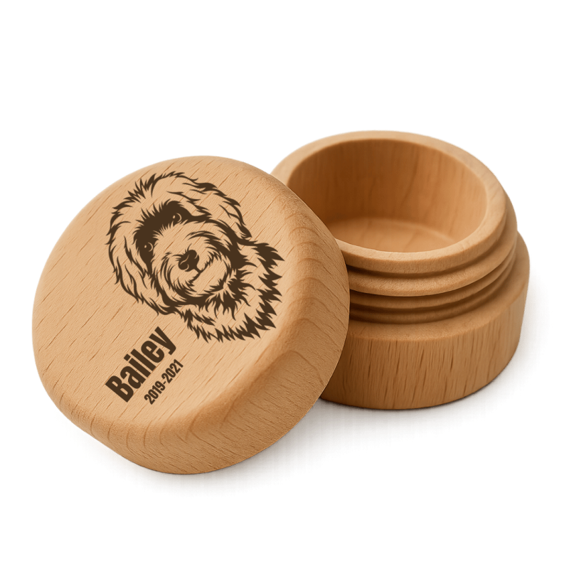 Coffret souvenir rond en bois pour chien avec portrait gravé d’après photo, pour cendres ou poils, avec nom & dates