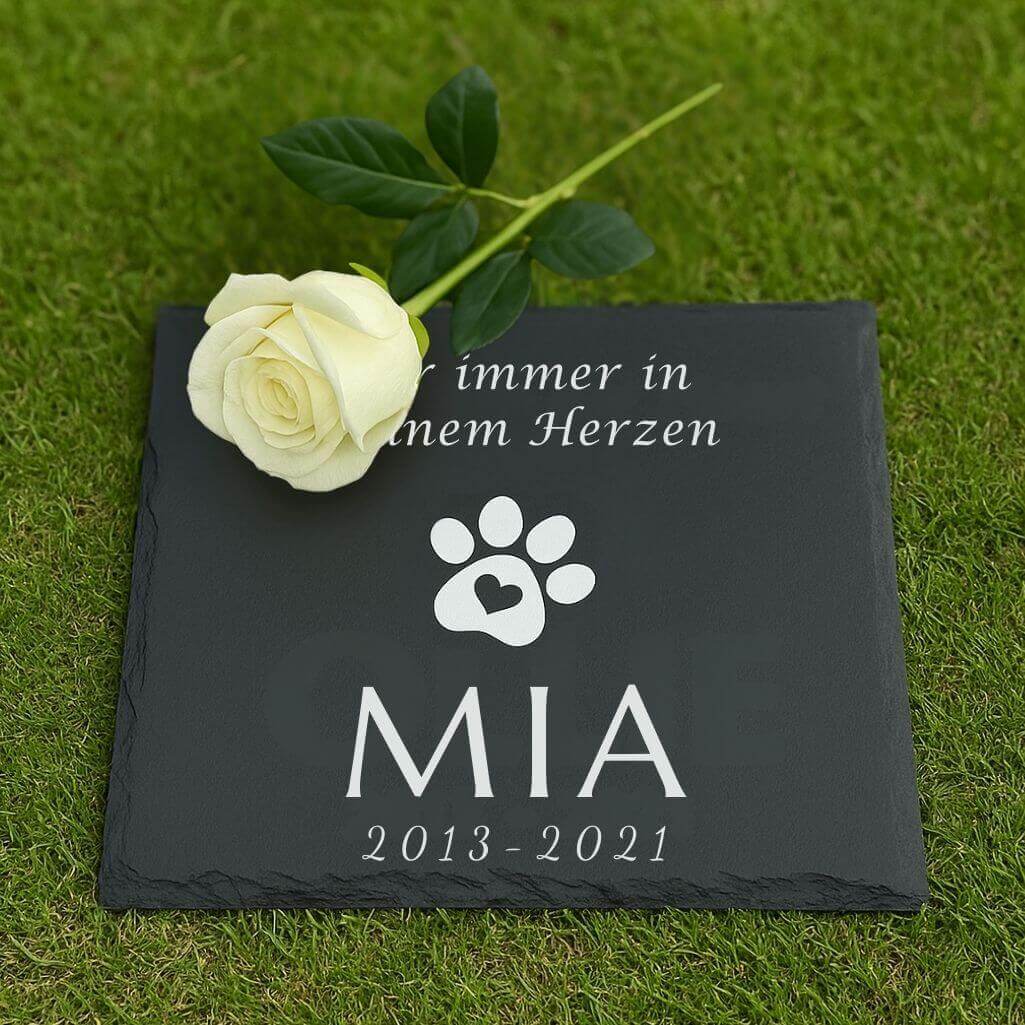 Personalisierter quadratischer Grabstein für Hunde – Schiefer-Gartenplakette mit graviertem Namen, Daten & Widmung